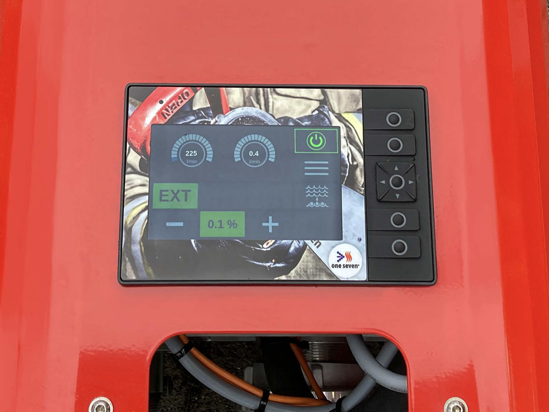 Display des OSP-24i-T mit Anzeige der Zumischrate