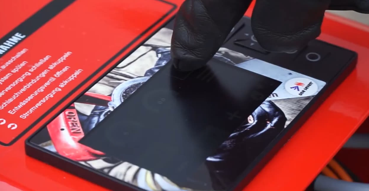 Bedienung des OSP-24i-T am Touchscreen
